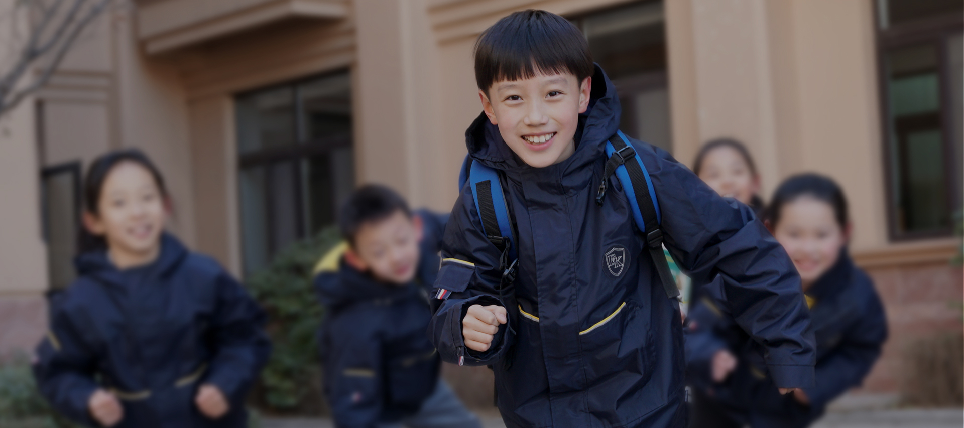 太原加洋学校首页主视觉